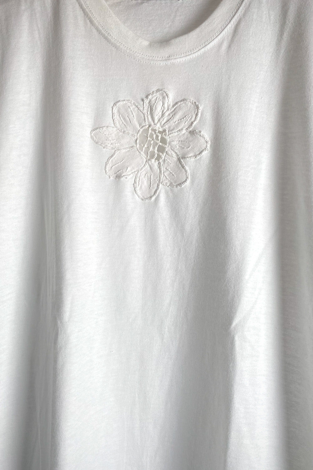 Daisy Lace T-Shirt
