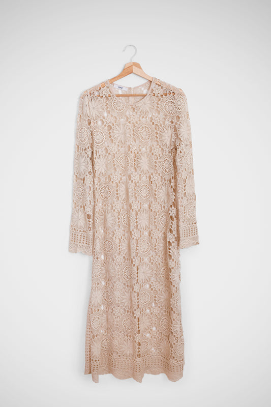 Nostalgic Lace Dress